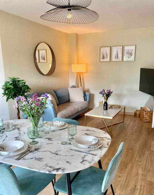 Les Rives De L'Indre. Parking Gratuit. Lit 160Cm Apartment Chateauroux Ngoại thất bức ảnh